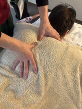 ほぐし屋 うたたね/背中のコリほぐし