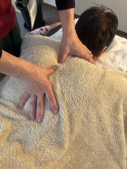 ほぐし屋 うたたね/背中のコリほぐし