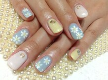 ネイルサロン リリィ(Lily)/大人可愛いフラワーネイル♪