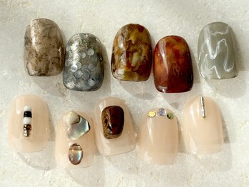 素材ネイル、凹凸ネイル