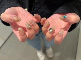 個性派ニュアンスネイル