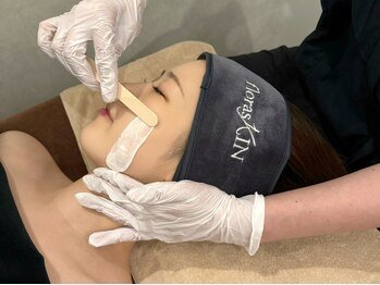 フロラスキン 三宮店(florasKIN)の写真/産毛が原因かも!?フロラスキンが辿り着いた究極の毛穴クレンジング☆ハマるフローラフェイシャルWAX☆