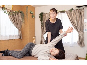 カイロサロン アイリスの写真/長年のつらい症状にお困りの方必見！首・肩でのお悩みの方の駆け込み寺◎不調を改善し、スッキリ軽い体へ。