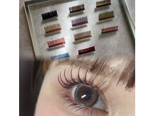 フルカラーやポイントカラーで、あなたに似合う色味を試せます◎