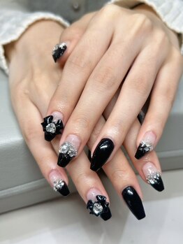 黒ネイル/モノトーンネイル