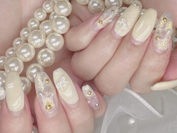 ハニービービー(Honey Bee Bee)/トレンドバターイエローネイル