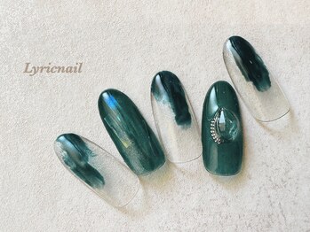 リリックネイル 本八幡店(LyricNail)/透け感がキレイなダークグリーン