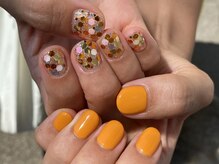 カーティシーネイルズ(curtisii NAILS)/ホロとワンカラー