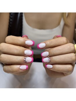 リサ(Risa)/長さ出しフレンチネイル