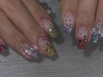 テネル 横浜(tener)/>>カラフルグラデネイル