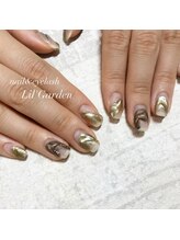 リルガーデン 新宿南口(Lil' Garden)/マットコート×ミラー凹凸