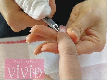 ネイルサロン ビビッド(Nail Salon ViViD)の写真/【歴17年の実力派オーナー】ケアのみも◎フィルイン、スカルプお客様のお悩みに寄り添い丁寧に施術します