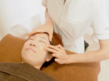 レシカ/優しい手技で小顔へアプローチ