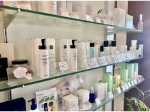 ラボーテアクア(LA BEAUTE AQUA)の雰囲気（30種類以上の化粧品を取り扱い！お気軽にお買い求めください★）