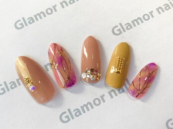 グラマーネイル(Glamor nail)/金箔×全塗り
