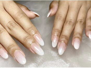 ホワイトネイル