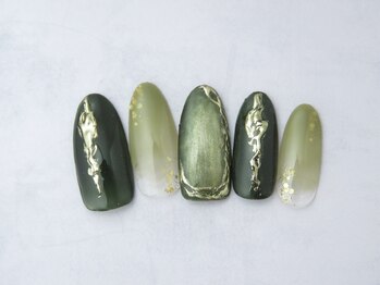 サロン ド リリー(Salon de Lily)/グリーンのニュアンスネイル