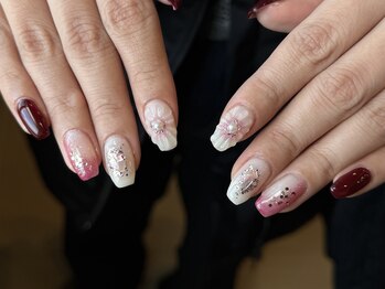 燈乃工房 三重鈴鹿本店(あかりのこうぼう)/定額ぷっくりお花ネイル