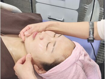 おおむら鍼灸接骨院/むくみ予防と毛穴洗浄まで