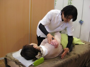 ラファエルの写真/【買い物ついでに疲れ解消♪】ボディケアor整体60分￥3980★高技術×通いやすい価格で身体をリセット！