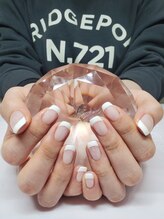 エステル/白フレンチネイル