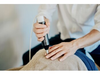 整体院 海癒/リスカルで骨盤調整をします☆