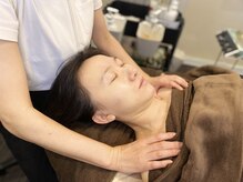 そら/小顔/肩甲骨