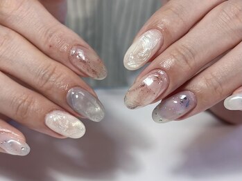 プリュネ(Prune)の写真/お洒落な絶妙ニュアンスネイルが人気◎こだわり派も満足のデザイン提案。持ち込みデザインもOK!
