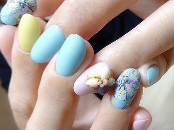 アミュリー ネイル アトリエ(Amury nail atelier)/おまかせデザインコース8000円