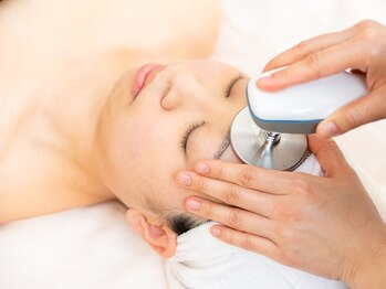 ビューティーアンドヘルスエラ 日本橋(Beauty&Health ELLA)/インディバフェイス