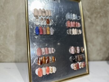 ミーア ネイル(Miiea nail)の写真/【定額ネイル¥5,500♪】定額デザインコースが人気☆シンプルおしゃれなデザインでオフィスや学校にも◎
