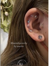 スリール(sourire)/耳ツボジュエリー