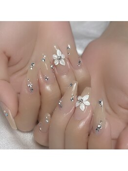 モモ 妙典店(Momo)/ベージュ×おはなネイル