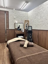 サロン ド レーヴ(Salon de Reve)/＜施術室＞