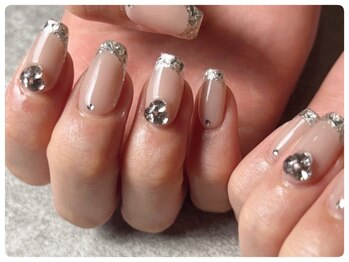 ノウェム(novem)/ガラスフレンチネイル♪