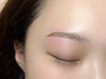 ゼット(Z')の写真/似合わせアイブロウで第一印象UP！骨格・筋肉・バランスに合わせたスタイリングであなたの理想の美眉に♪