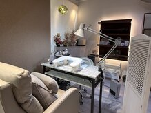 トロワヌフ 国分寺(trois neuf)の雰囲気（美容室内に当サロンがございます）