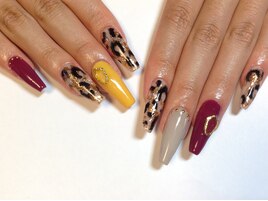 ヒョウ柄ネイル