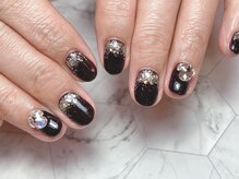 シキナ(shikina)/ブラック　キラキラ　ストーン