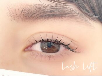 グランシュ クアトロ ひたちなか店(GranCieux×QUATRO)/まつ毛パーマ