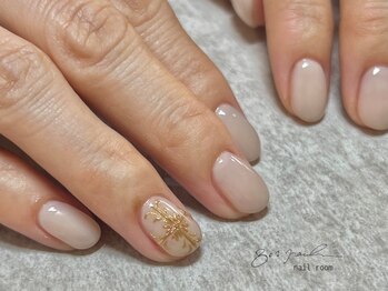 ハチマルイチネイル(801nail)の写真/タイルアートやジュエリーネイルお任せください♪他とは違う繊細なアートで周りと差をつける☆