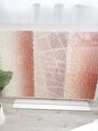 カーラ(Curla)&nbsp;アートを少しずつ集めています。店内にも好きな作品を飾りました