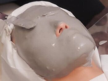 ポリー(Polly)の写真/お肌を綺麗にする為の美肌プログラム＆ピーリングに最適な季節到来♪当店人気の美肌ケアをお試しください！