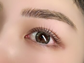 モフアイラッシュ 岐阜店(mofu eyelash)の写真/≪お客様のお顔の形に合せて美眉にお仕上げ♪≫黄金比を見極め似合う眉毛をご提案!左右差が気になる方にも
