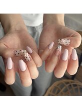 ホワイト ルシェ(WHITE×luce)/持ち込み/ドット/ネイル