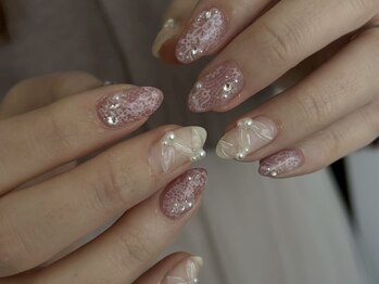 ピンク×ホワイトレースで甘め♪