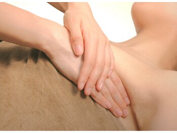 キナーレ 大宮(Kina-re)/骨盤矯正/美乳/わき肉/二の腕