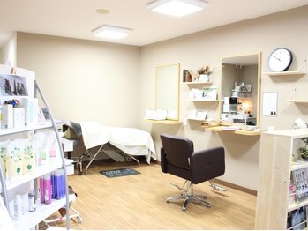 エイチアンドコー(H&Co.)の写真/東区の小さな美容室でまつげパーマ/マツエクが受けられる◎経験豊富なオーナーによる施術で理想の目元に♪