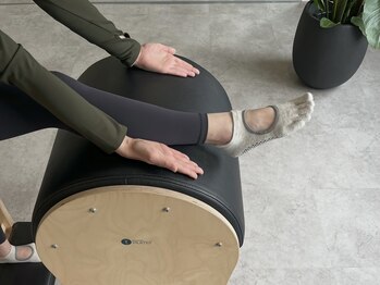 オーケー(OKAY)/セッション風景【ピラティス】