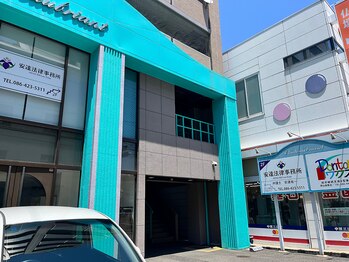 骨盤メディカル整体院 岡山倉敷駅前院/【道案内】エントランス（入口）